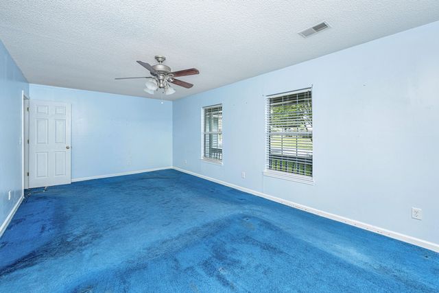 209 Woodland Lakes Road, Goose Creek, SC 29445