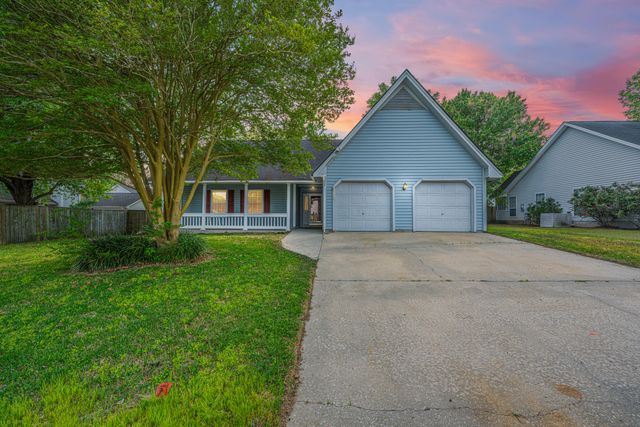 209 Woodland Lakes Road, Goose Creek, SC 29445