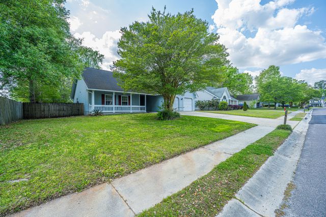 209 Woodland Lakes Road, Goose Creek, SC 29445