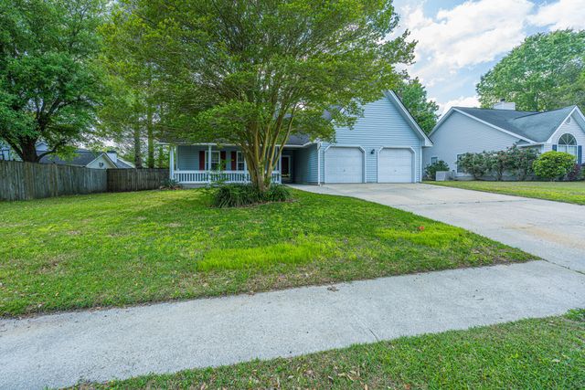 209 Woodland Lakes Road, Goose Creek, SC 29445