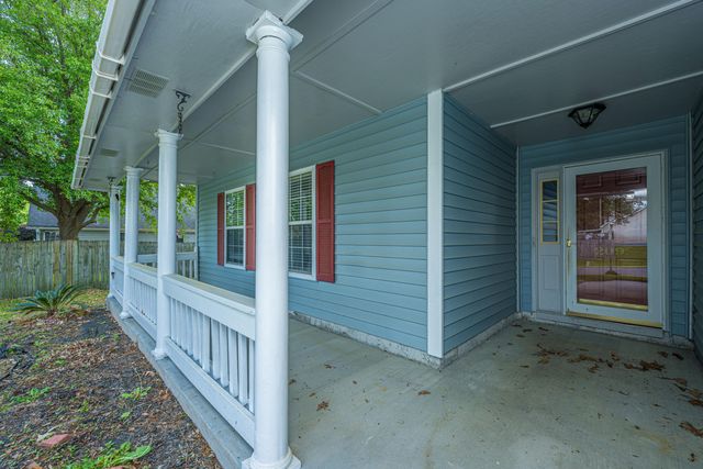 209 Woodland Lakes Road, Goose Creek, SC 29445