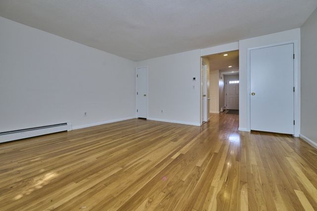 12 Walcott Valley Drive 12, Hopkinton, MA 01748