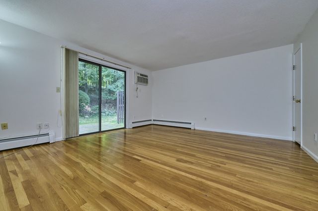 12 Walcott Valley Drive 12, Hopkinton, MA 01748