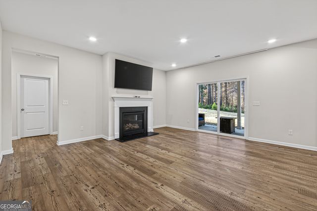 3520 Pickens Landing Drive, Dacula, GA 30019