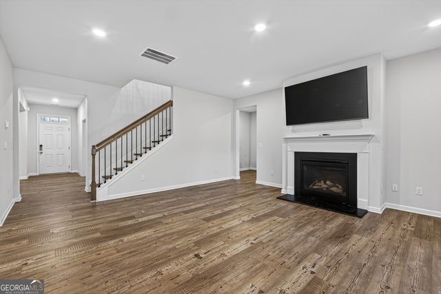 3520 Pickens Landing Drive, Dacula, GA 30019