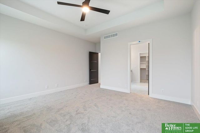 5602 N 213th Avenue, Elkhorn, NE 68022