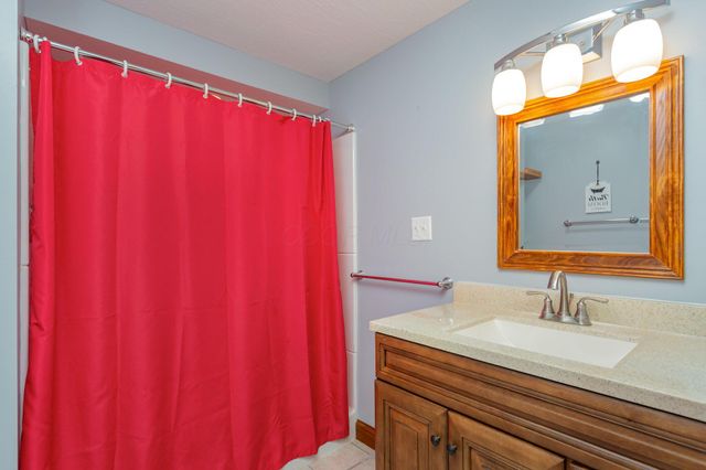 2444 Sheridan Drive, Lancaster, OH 43130