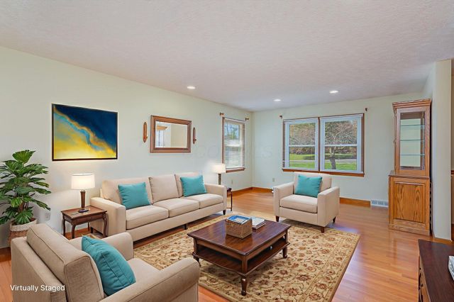 2444 Sheridan Drive, Lancaster, OH 43130