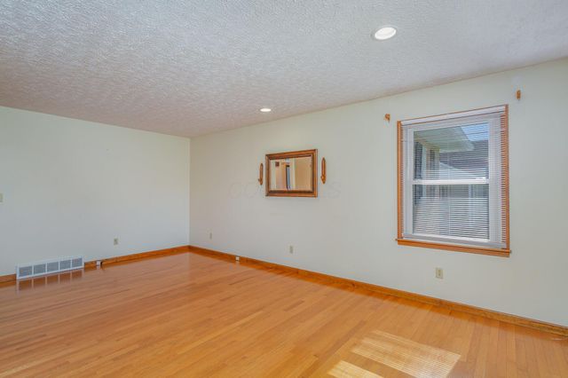 2444 Sheridan Drive, Lancaster, OH 43130