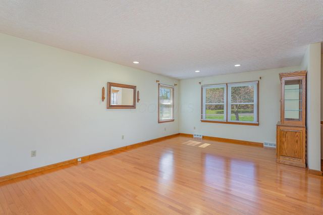 2444 Sheridan Drive, Lancaster, OH 43130