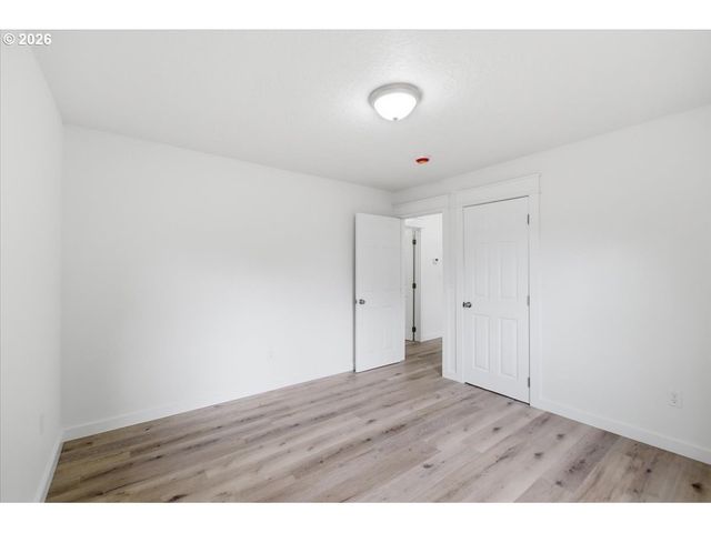 1603 Nw ADAMS St, Mc Minnville, OR 97128