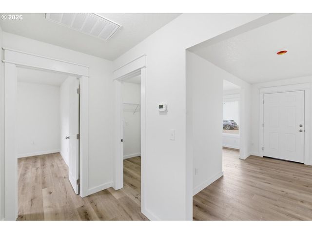 1603 Nw ADAMS St, Mc Minnville, OR 97128