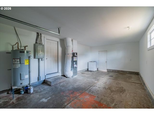 1603 Nw ADAMS St, Mc Minnville, OR 97128