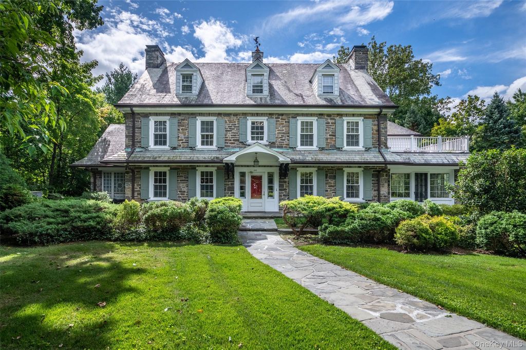209 Beechmont Drive, New Rochelle, NY 10804 — exterior