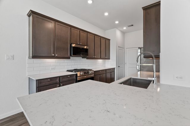 5634 Amber Brook Lane, Fulshear, TX 77441