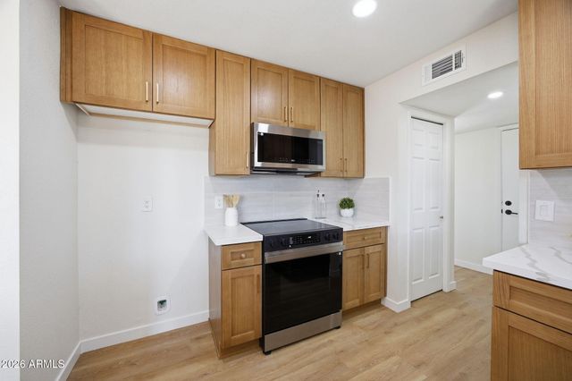 1204 W MCNAIR Street, Chandler, AZ 85224