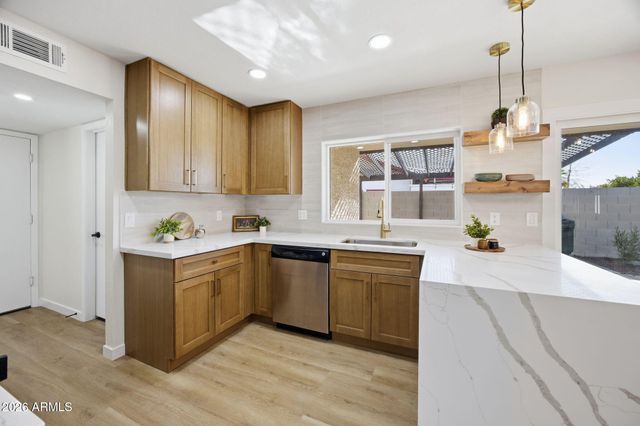 1204 W MCNAIR Street, Chandler, AZ 85224