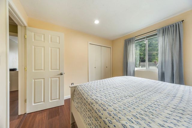 7 Cedar St, Ashland, MA 01721