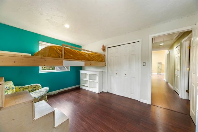 7 Cedar St, Ashland, MA 01721