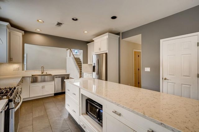 4931 Durley SE Lane, Smyrna, GA 30082