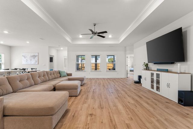 53 Siesta Circle, Freeport, FL 32439