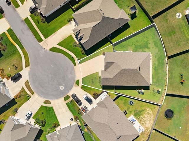 53 Siesta Circle, Freeport, FL 32439