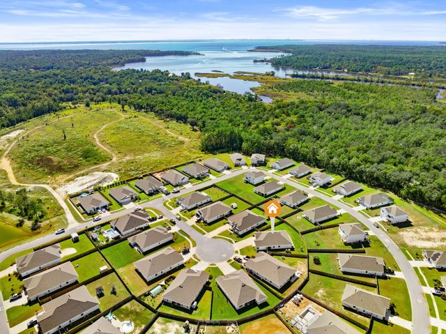 53 Siesta Circle, Freeport, FL 32439