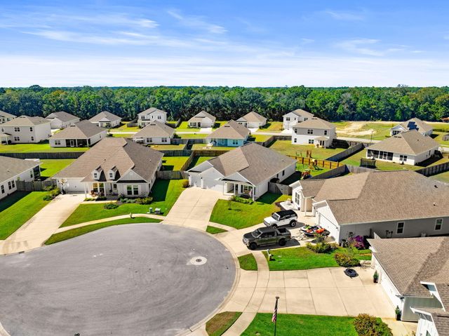 53 Siesta Circle, Freeport, FL 32439