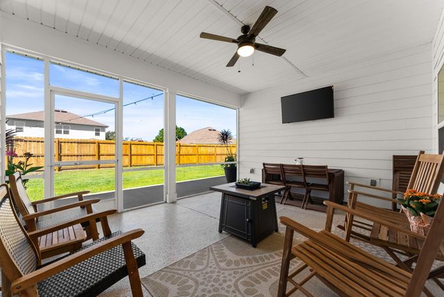 53 Siesta Circle, Freeport, FL 32439