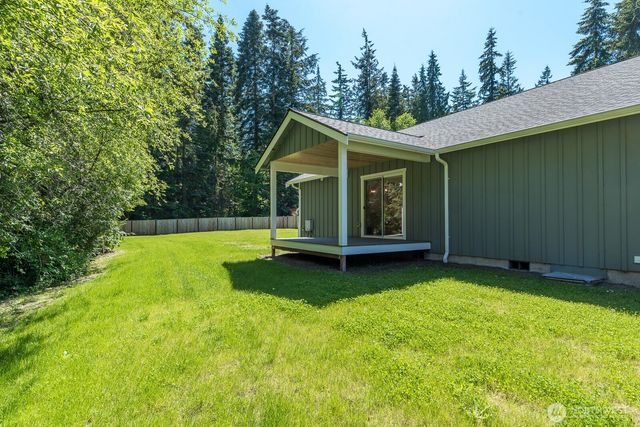 1701 Hemlock Drive, Camano Island, WA 98282