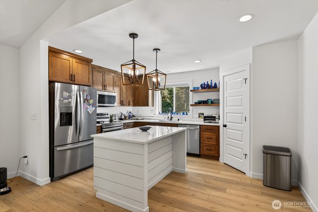1701 Hemlock Drive, Camano Island, WA 98282