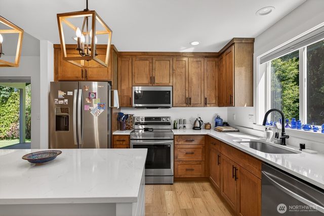1701 Hemlock Drive, Camano Island, WA 98282