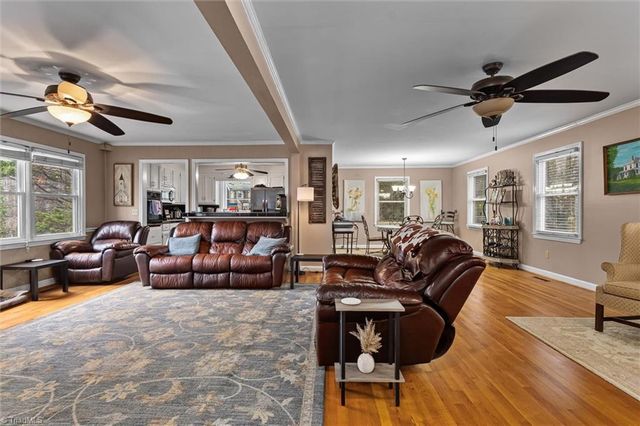 146 Foxcroft Drive, Mount Airy, NC 27030