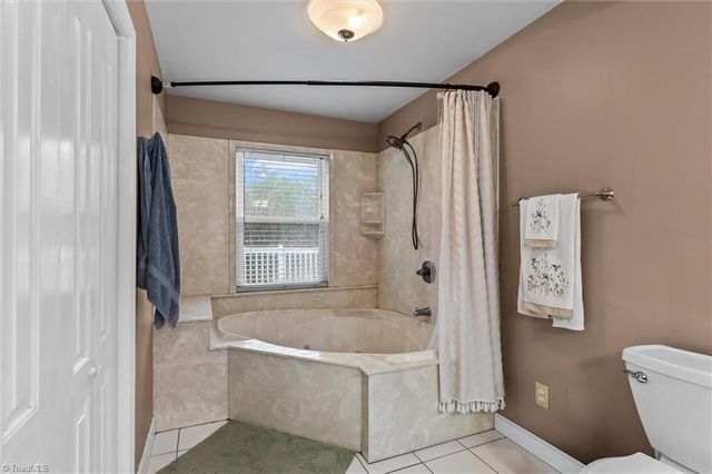 146 Foxcroft Drive, Mount Airy, NC 27030