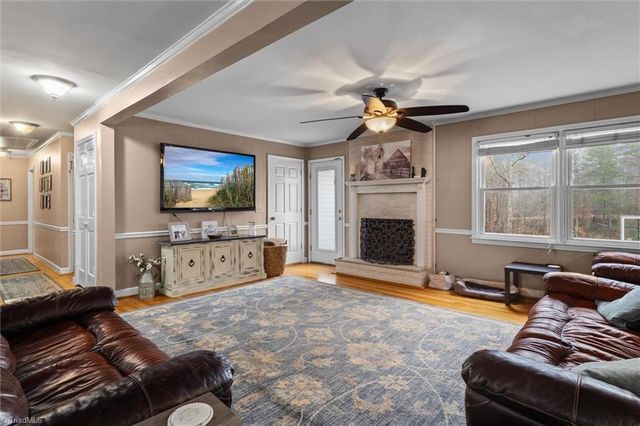 146 Foxcroft Drive, Mount Airy, NC 27030