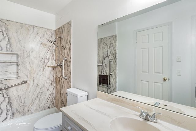 8877 Bayonne Drive, Shreveport, LA 71118