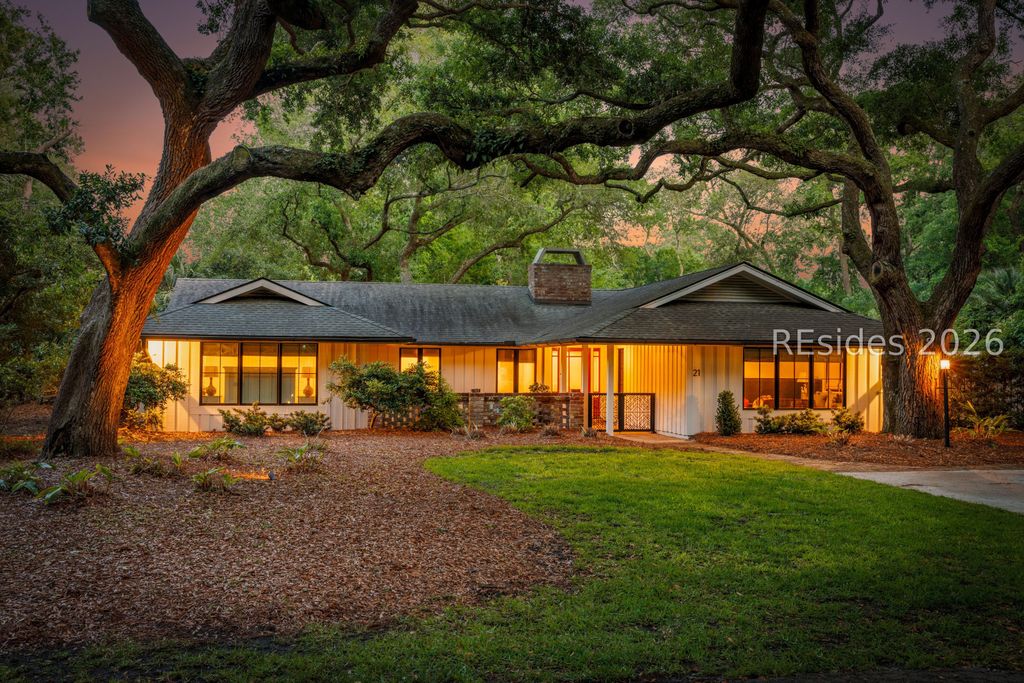 Image 54 of property listing at 21 Off Shore, Hilton Head Island, SC 29928