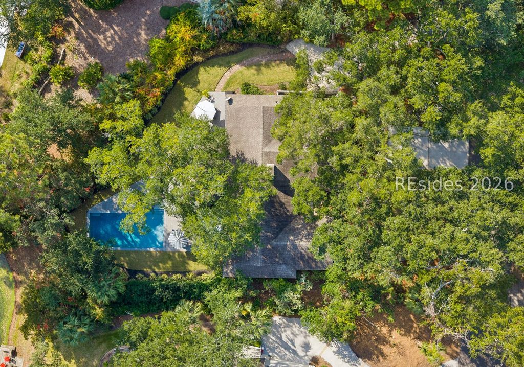 Image 59 of property listing at 21 Off Shore, Hilton Head Island, SC 29928