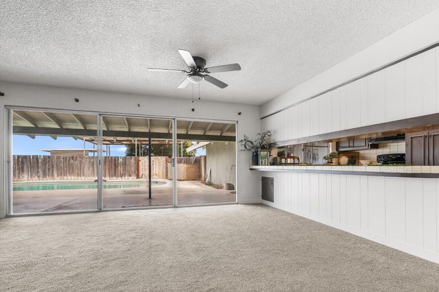 9232 W Belmont Avenue, Fresno, CA 93723