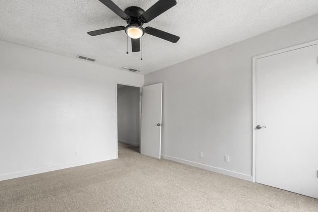 9232 W Belmont Avenue, Fresno, CA 93723
