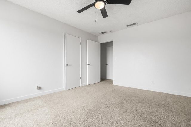 9232 W Belmont Avenue, Fresno, CA 93723