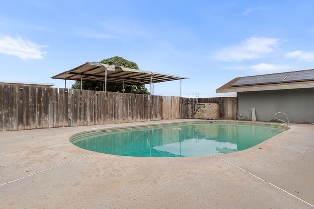 9232 W Belmont Avenue, Fresno, CA 93723