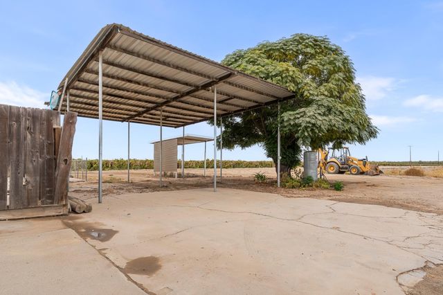 9232 W Belmont Avenue, Fresno, CA 93723