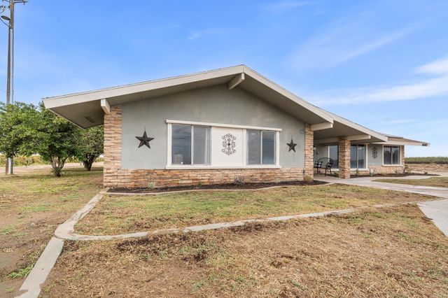 9232 W Belmont Avenue, Fresno, CA 93723