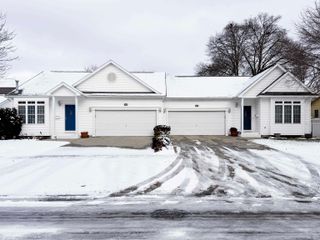 1005 & 1007 E Michigan, Pleasant, MI 48858