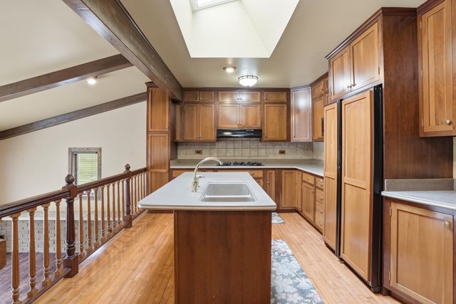 12 E 700 N, Valparaiso, IN 46383
