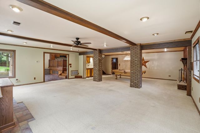 12 E 700 N, Valparaiso, IN 46383