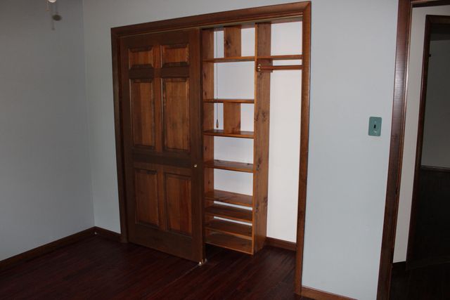 12 E 700 N, Valparaiso, IN 46383