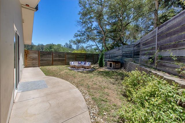 425 Echo Valley Road, Salinas, CA 93907