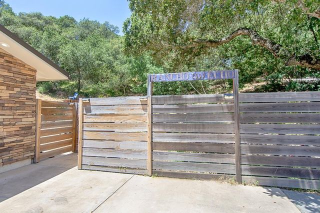 425 Echo Valley Road, Salinas, CA 93907
